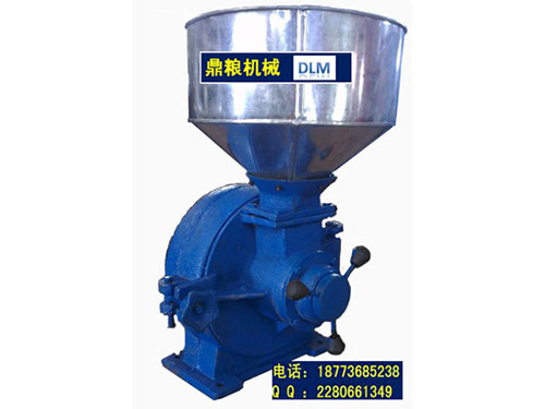 30型磨片式粉碎機(jī)、磨粉機(jī)磨粉機(jī)，磨片式，產(chǎn)量達(dá)1000公斤時,粗細(xì)可調(diào)